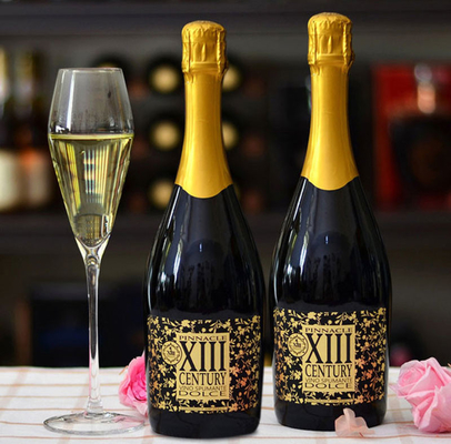 Spersonalizowana etykieta na butelkę szampana ze złotej folii, biała, czerwona, tłoczona